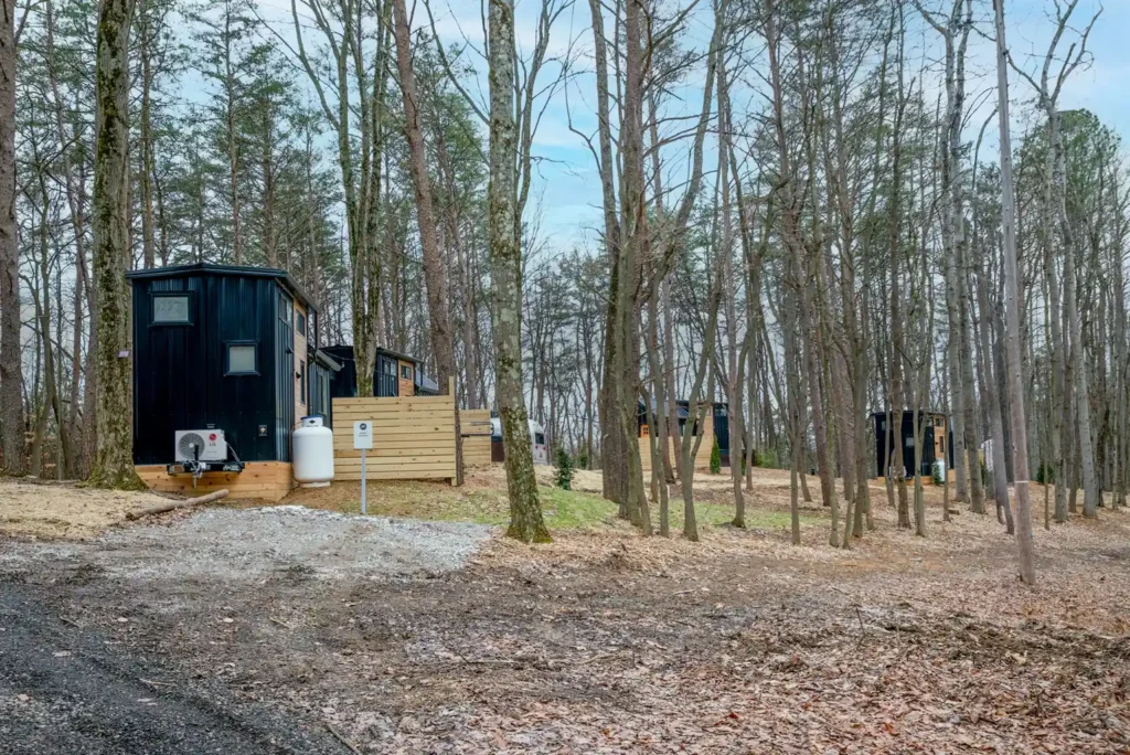 How Far in Advance Should I Book a Hocking Hills Cabin?