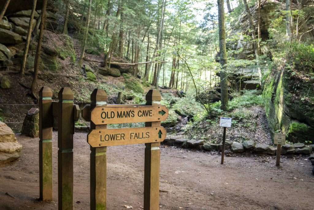 Hocking hills Hike Romantic